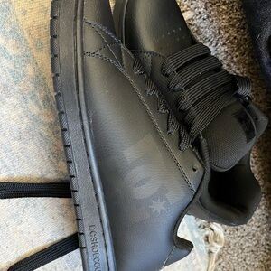 DC Men's Black Shoes